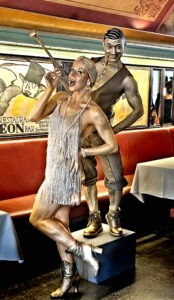 Great Gatsby Akrobatik – Kraft & Eleganz der 20er Jahre