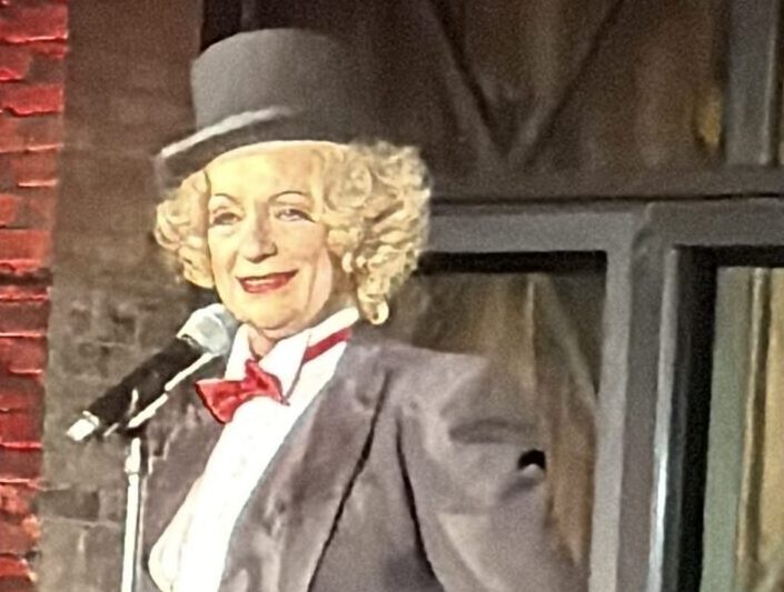 Marlene Dietrich Singer